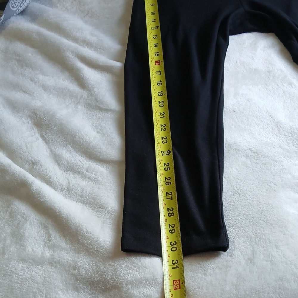 Time and Tru Black Stretch Leggings - Picture 7 of 9